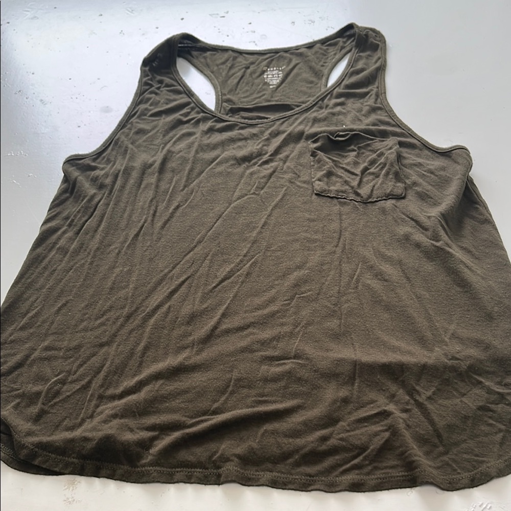Fornia Small Green Sleeveless Pocket T Basic Tank Top